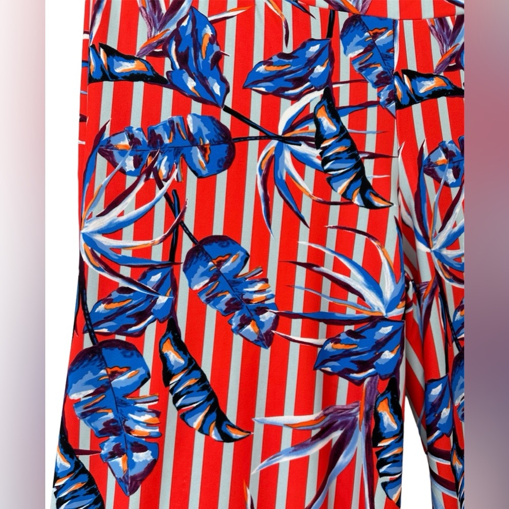 NWOT Women’s ARYEH FLARED LEG